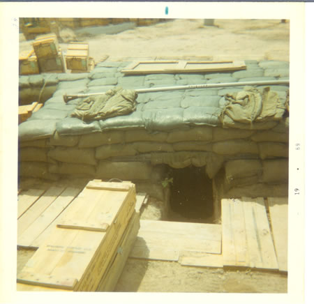 Gela_1969_-__Parapit_bunker._Ammo_boxes_normally_were_in_front_of_hole_fs