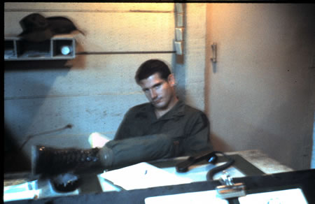 Lai_Khe_1969-70_-_TOC_Mercer_hard_at_work_fs